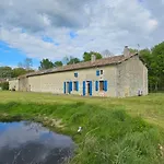 De La Berniere Semesterbostad Brulain