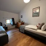 De La Berniere Semesterbostad Brulain